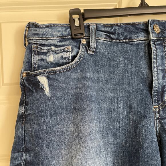 Silver Jeans Co. Denim Boyfriend Shorts - Size 14 - Picture 3 of 13